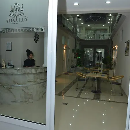 Hostel Atina Lux